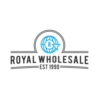 royalwholesalecandy.com